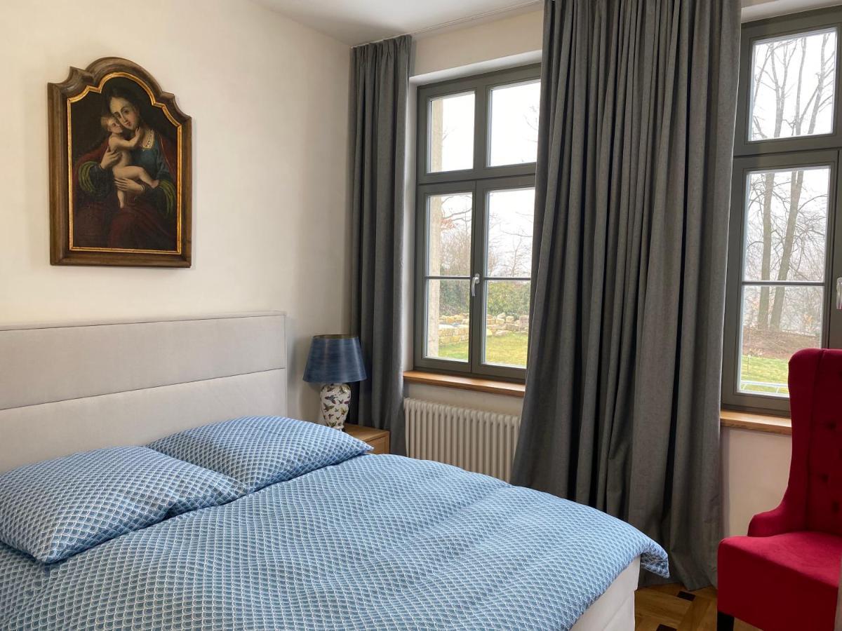 Appartement Altes Pfarrhaus à Papstdorf Extérieur photo